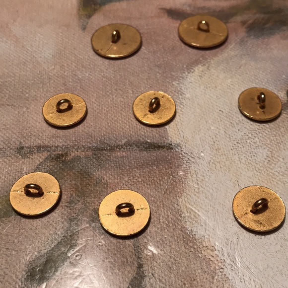 Bill Blass Blazer Buttons - Picture 7 of 8